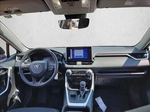 Used 2024 Toyota RAV4 LE image 17