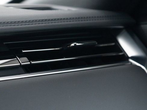 Used 2023 Land Rover Range Rover SV image 49