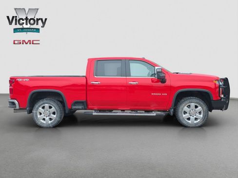 Used 2022 Chevrolet Silverado 3500 LTZ w/ LTZ Premium Package AWD/4WD image 18