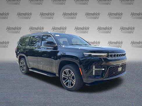 Used 2026 Jeep Grand Wagoneer 2WD image 2