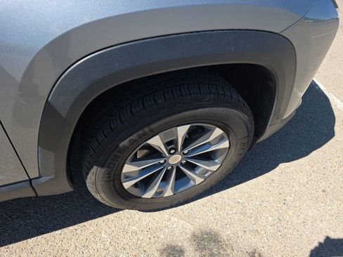 Certified 2025 Chevrolet Equinox LT w/ Convenience Package II image 6