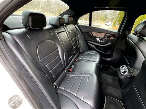 Used 2018 Mercedes-Benz C 300 4MATIC Sedan image 19