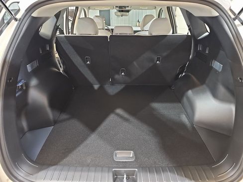 New 2026 Hyundai Tucson SE image 12