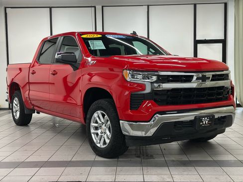 Certified 2025 Chevrolet Silverado 1500 LT w/ Z71 Off-Road Package image 1
