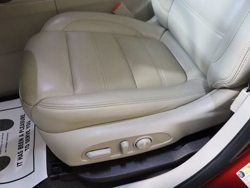 Used 2019 GMC Acadia Denali w/ Technology Package FWD image 33