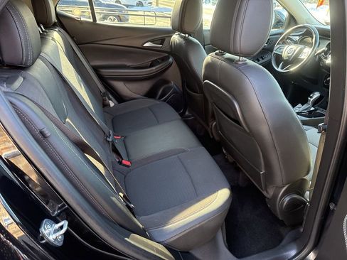 Used 2020 Buick Encore GX Preferred AWD/4WD image 23