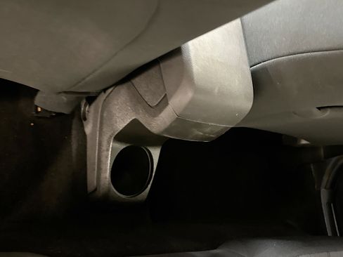 Used 2009 Ford Focus SE FWD image 26