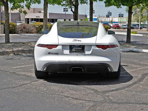 Used 2018 Jaguar F-TYPE Coupe RWD image 12