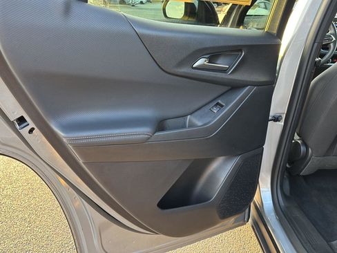 Used 2025 Chevrolet Equinox LT image 15