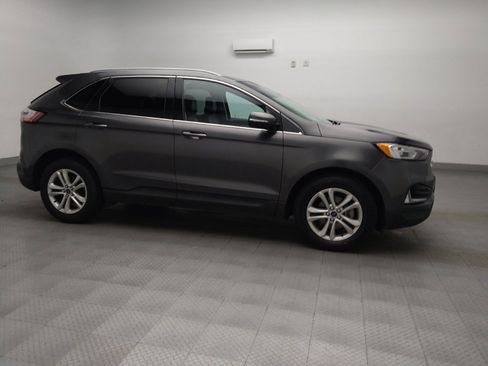 Used 2020 Ford Edge SEL image 11