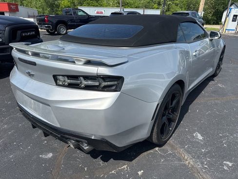Used 2017 Chevrolet Camaro SS RWD image 5