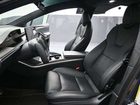 Used 2023 Tesla Model X AWD/4WD image 8