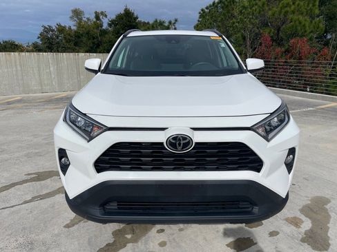 Used 2019 Toyota RAV4 XLE image 2