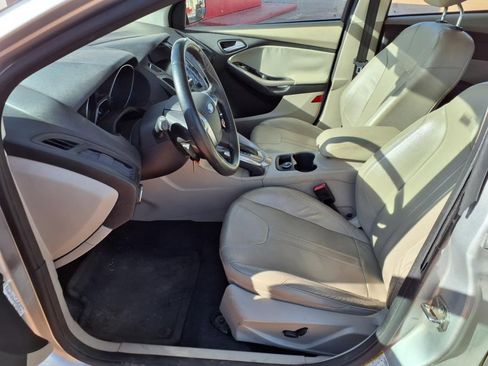 Used 2012 Ford Focus SEL image 12