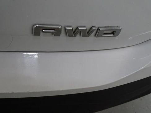 Certified 2019 GMC Terrain SLE w/ Driver Convenience Package AWD/4WD image 26