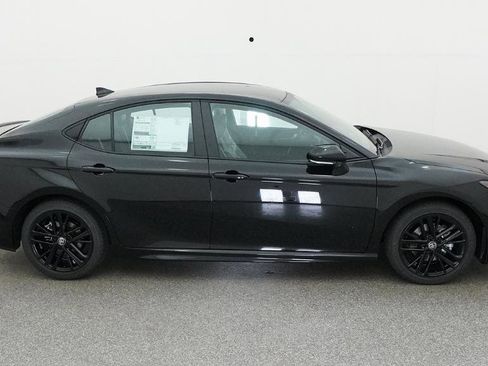 New 2026 Toyota Camry SE image 14