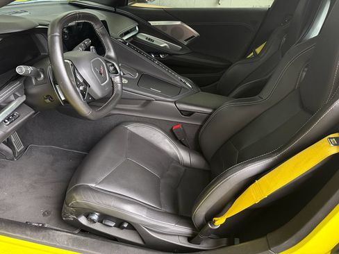 Used 2022 Chevrolet Corvette Stingray Preferred Cpe w/ Z51 Performance Package RWD image 22