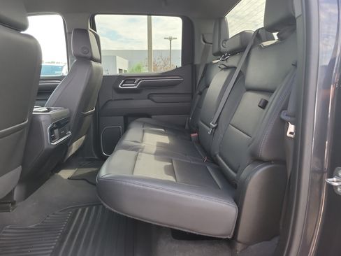 Used 2023 Chevrolet Silverado 1500 LTZ AWD/4WD image 12