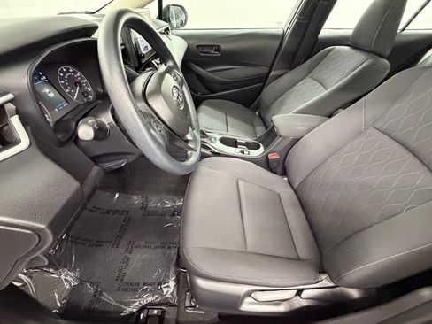 Certified 2025 Toyota Corolla LE FWD image 22