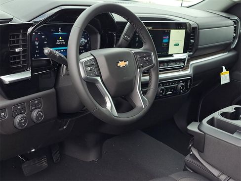New 2026 Chevrolet Silverado 1500 LT image 7