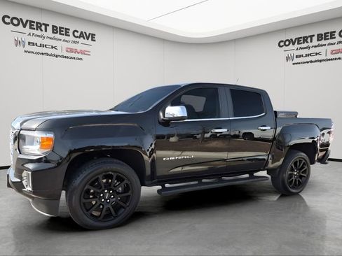 Used 2022 GMC Canyon Denali w/ Denali Black Edition Package image 4