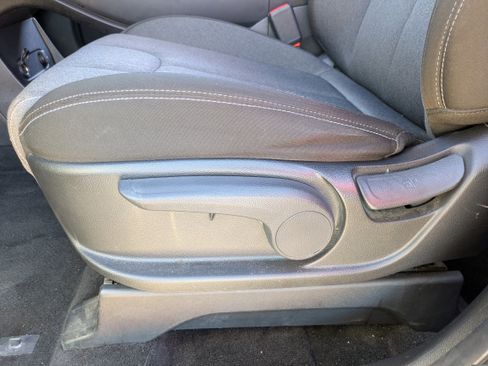 Used 2022 Hyundai Palisade SE image 22