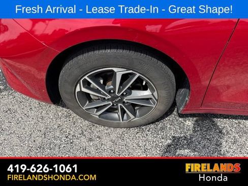 Used 2023 Kia Forte LXS w/ LXS Technology Package FWD image 12