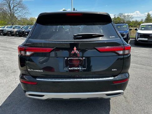 Used 2023 Mitsubishi Outlander SEL 40th Anniversary AWD/4WD image 6