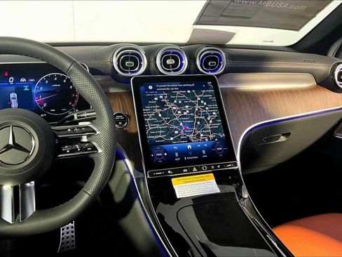 New 2026 Mercedes-Benz GLC 300 4MATIC image 8