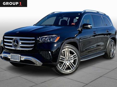 Used 2026 Mercedes-Benz GLS 450 4MATIC image 1