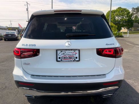Used 2021 Mercedes-Benz GLB 250 4MATIC image 6
