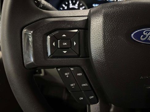 Used 2019 Ford F150 XLT w/ Heavy-Duty Payload Package image 41