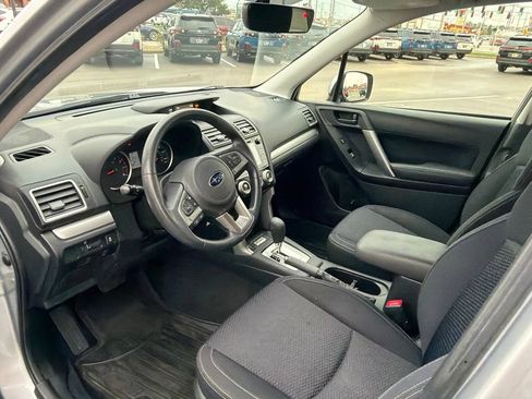 Used 2018 Subaru Forester 2.5i Premium w/ All-Weather Package AWD/4WD image 15