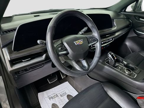 Used 2024 Cadillac XT4 Sport FWD image 9
