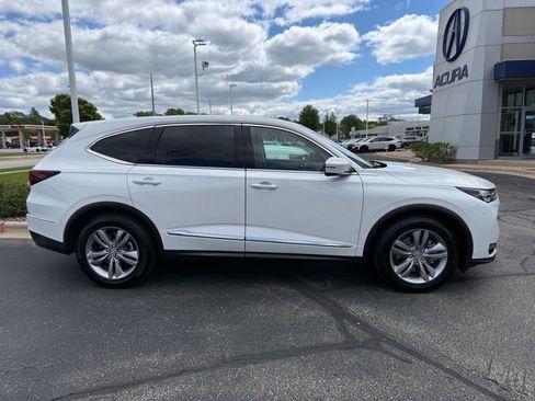 Certified 2025 Acura MDX SH-AWD image 2