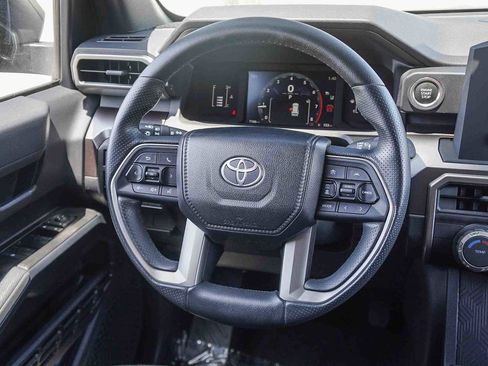 Used 2025 Toyota 4Runner SR5 RWD image 16