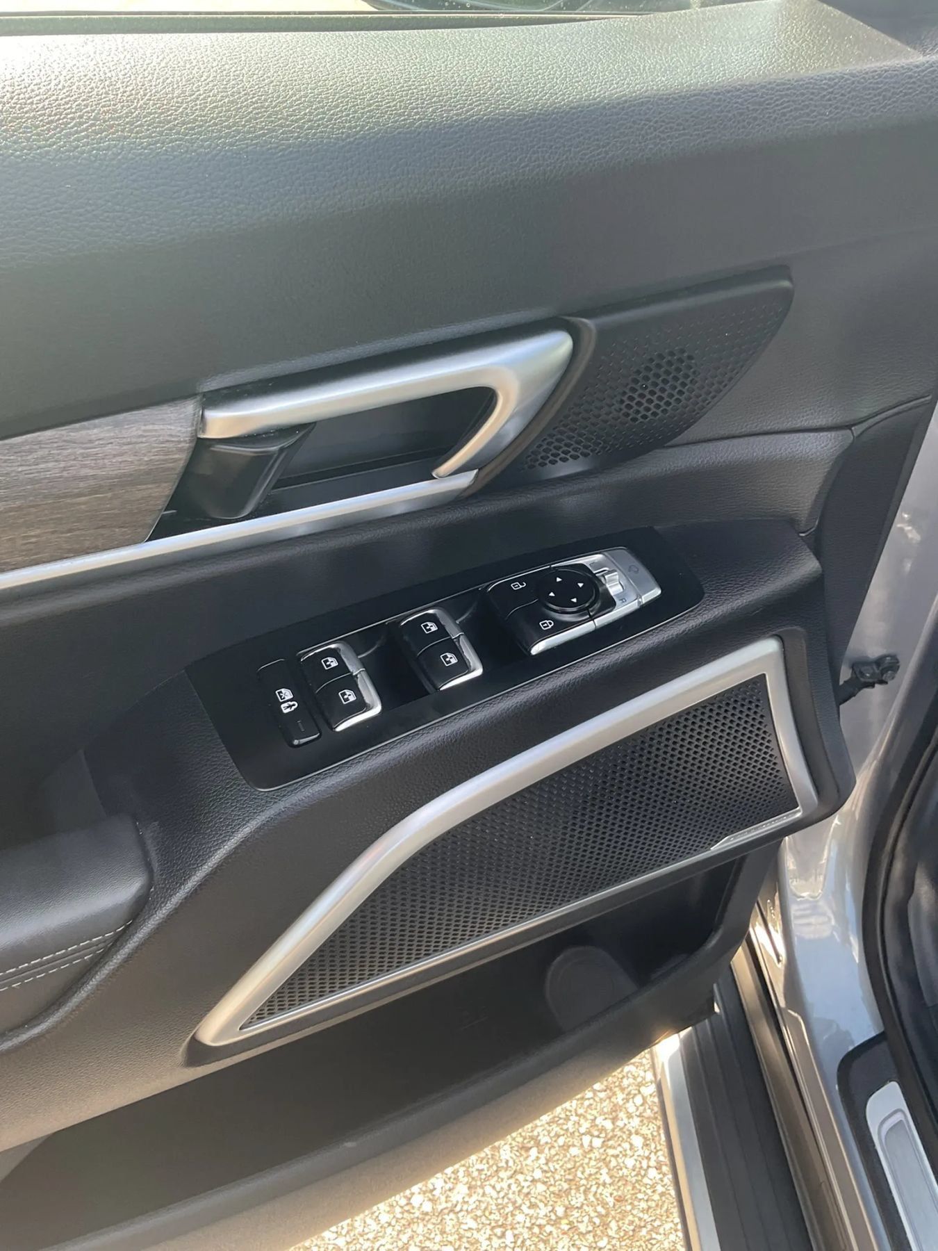 Used 2020 Kia Telluride EX w/ EX Premium Package AWD/4WD image 22