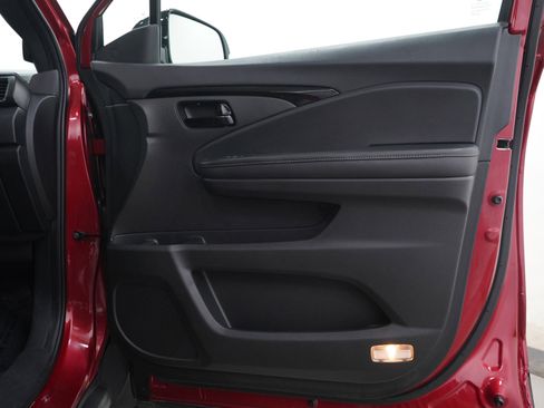 Used 2023 Honda Passport Elite image 9