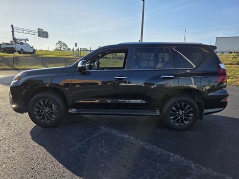 Used 2023 Lexus GX 460 Premium w/ Premium Package AWD/4WD image 8