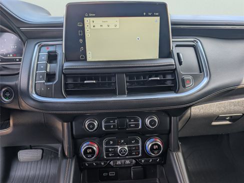 Used 2023 GMC Yukon AT4 w/ Technology Package AWD/4WD image 15