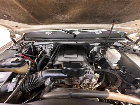 Used 2013 Chevrolet Silverado 3500 W/T w/ Snow Plow Prep Package image 13