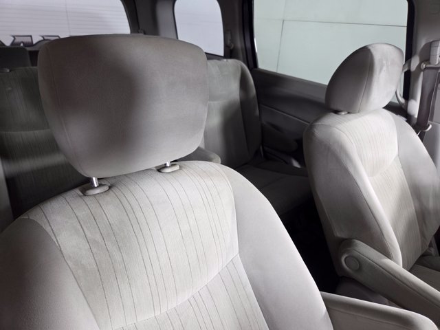 Used 2014 Nissan Quest SV FWD image 18