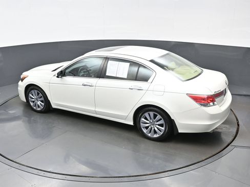 Used 2011 Honda Accord EX-L image 34