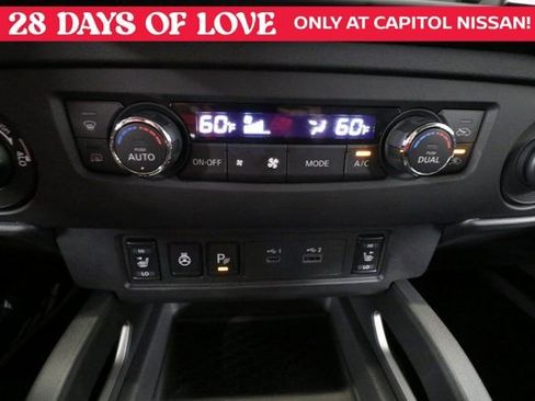 New 2025 Nissan Frontier SV w/ SV Convenience Package image 18