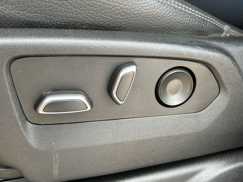 Used 2022 GMC Yukon Denali image 20