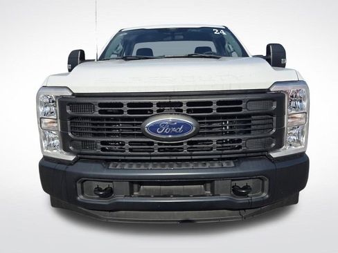 Used 2024 Ford F350 XL w/ XL Driver Assist Package image 3