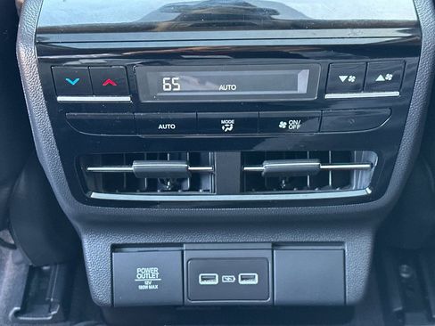 Used 2023 Acura MDX FWD w/ Technology Package image 15