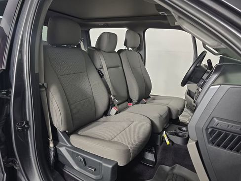 Used 2017 Ford F150 XLT w/ Equipment Group 302A Luxury AWD/4WD image 23