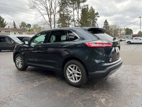 Used 2024 Ford Edge SEL w/ Convenience Package AWD/4WD image 4