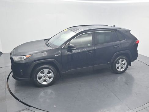 Used 2021 Toyota RAV4 XLE w/ Convenience Package image 49